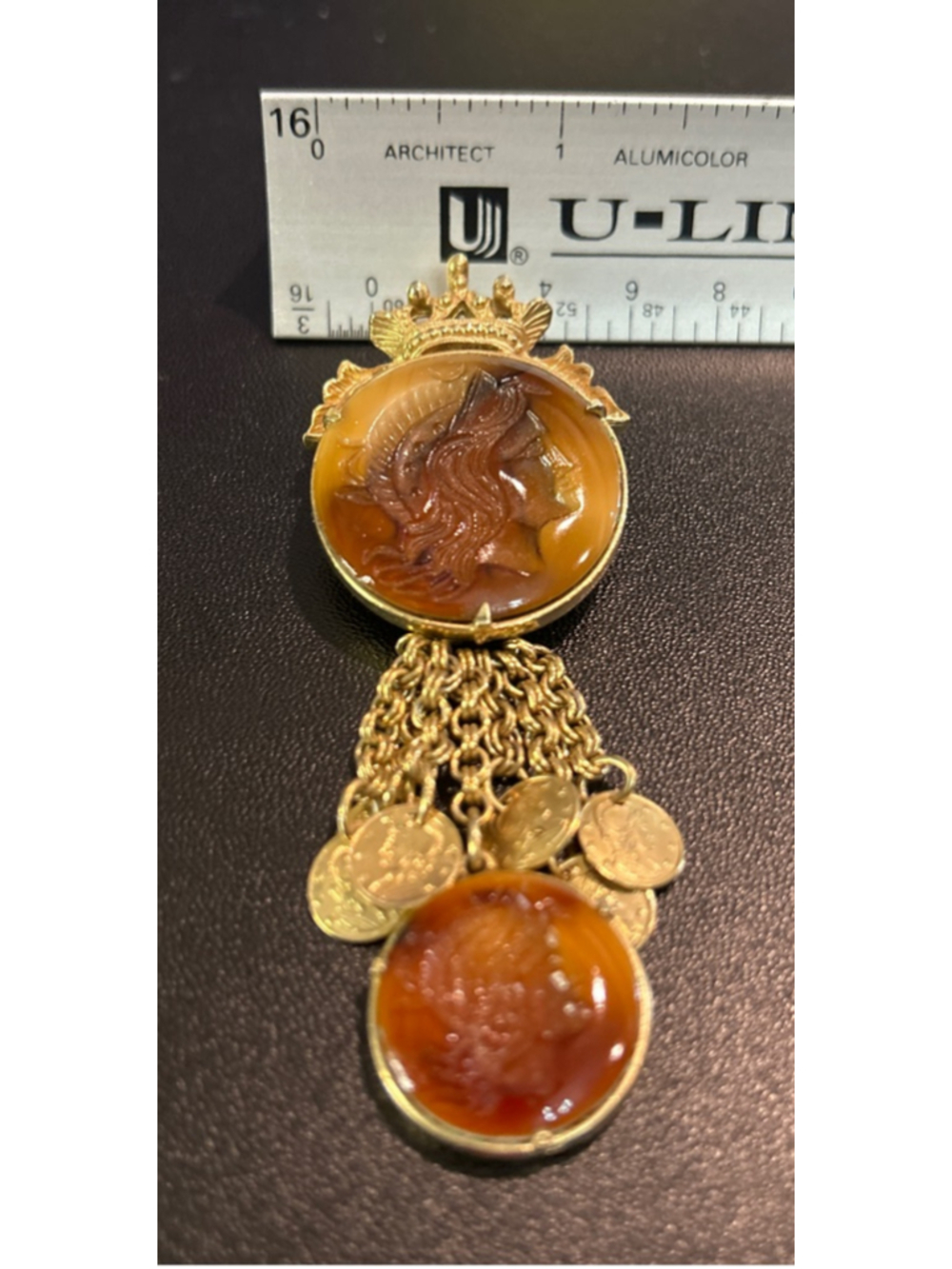 Women's vintage Florenza Gold & Brown intaglio Cameo Brooch with Coin Dangles - Picture 9 of 9